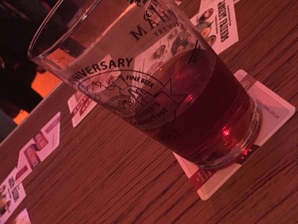 thebrewdaddies's tweet photo. @LanghamBrewery pint of best ranking in at 8.2/10 at @OctoberFest2017 a nice light pint with a deep flavour! https://t.co/CuK31FllMU