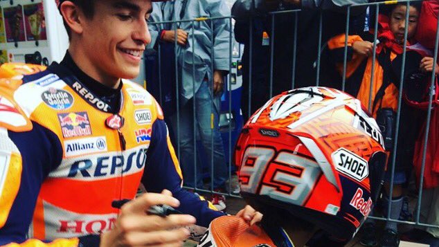 catarina93_73's tweet photo. @marcmarquez93 & Mini Marc at @motegi_english
#TheRedVolution has no limits, no borders, no end!!!
#PowerOn93 #MM93
(📷UniversMotoGP) https://t.co/oibxZB21XJ