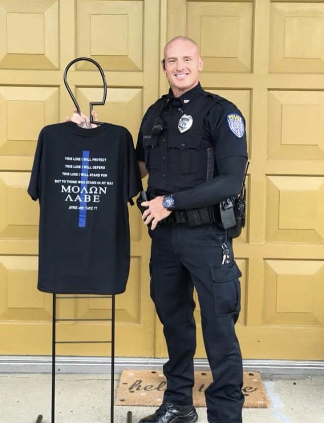 GayleGiftMarket's tweet photo. Don't forget to "cop" one of these shirts and support local law enforcement 👮 https://t.co/EAuPOj16iR