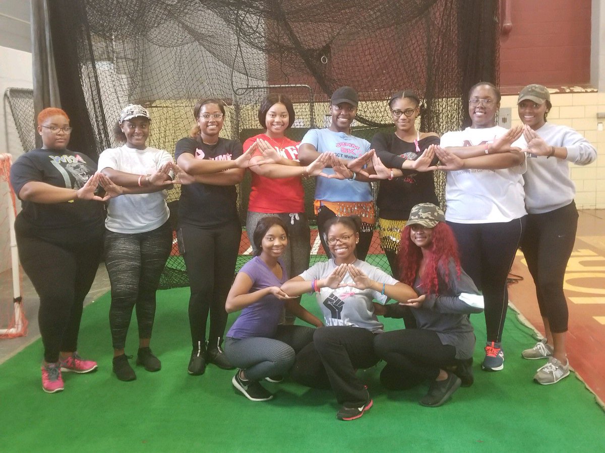 upsilonsigmadst's tweet photo. Thanks to everyone who came out and joined @paacdst and ΥΣ in zumbathon #UMES #StayUpsilonSigma #TheTotalPAACkage https://t.co/V9Ngf3PetO