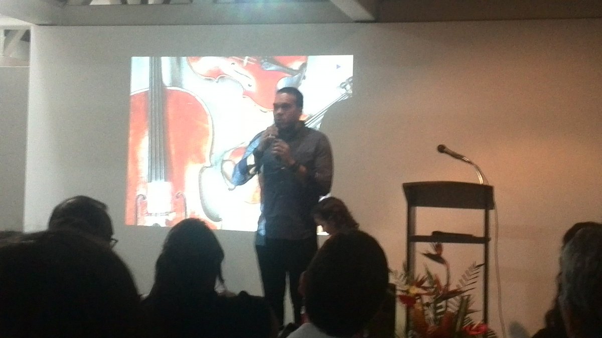 ebocch's tweet photo. #boomdigital #mevoyomequedo Marcel Rivero "Yo si creo en Venezuela" pone la música al evento con @ArpeggioCcs https://t.co/XCjJcmPMk3