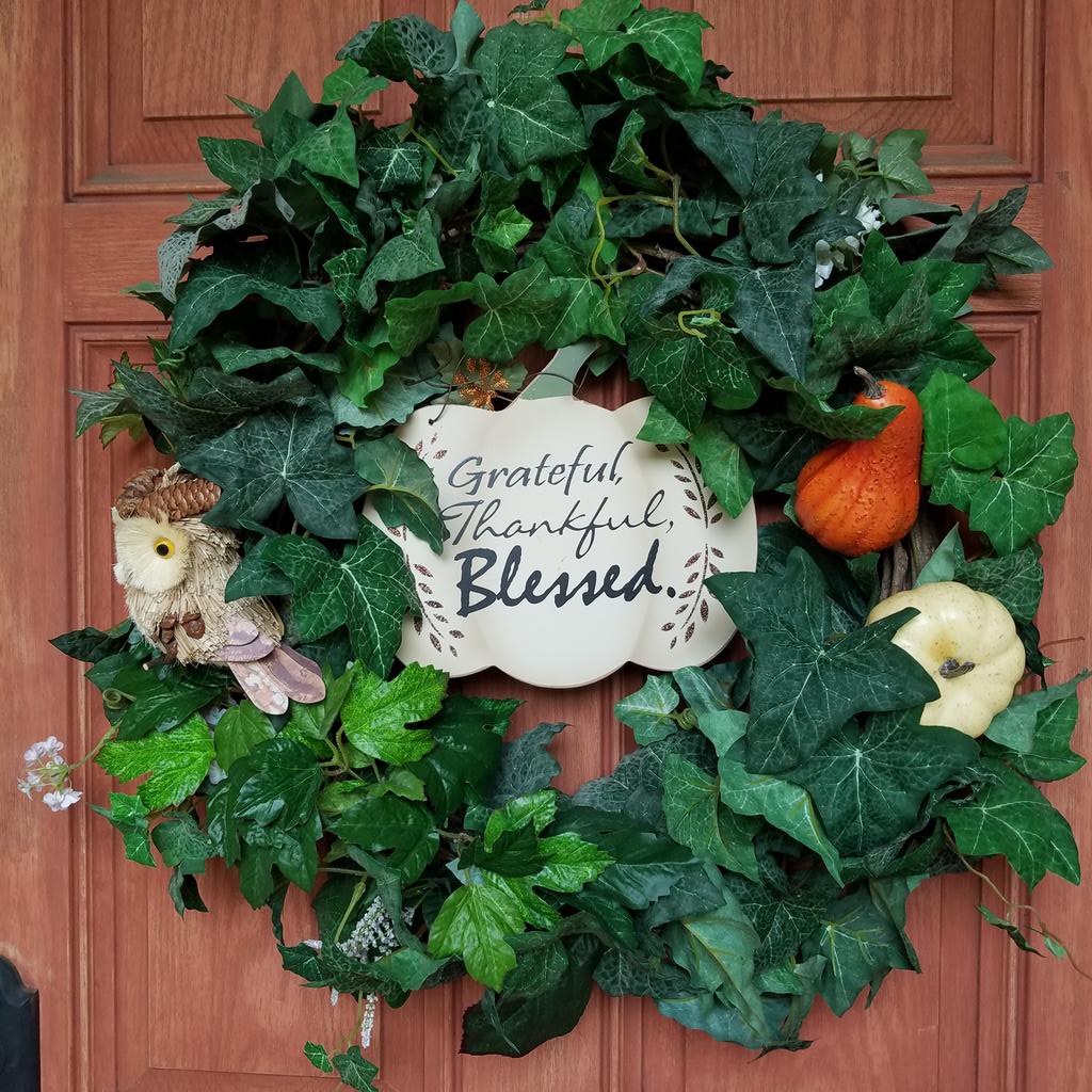 GATFMember's tweet photo. #LvFall Time to decorate for the fall season. First two items completed.... https://t.co/k3UXcIhmzM