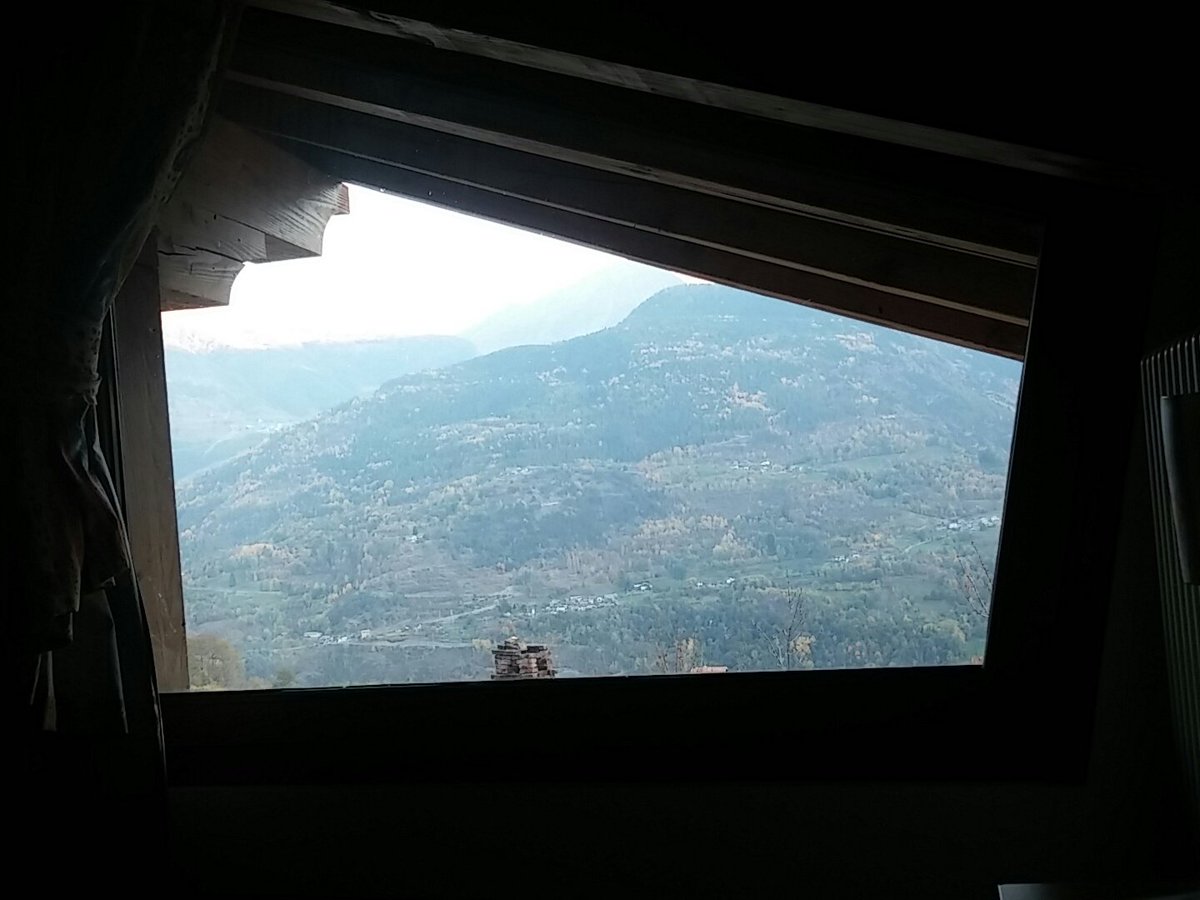 itakha2015's tweet photo. Thermal waters kill me! #ViewFromTheBed #SoRelaxedNoBoneOrMuscleWorkAnymore https://t.co/c6Ynq0k1a0