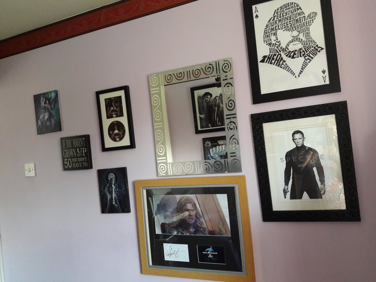 JoLaHarv's tweet photo. New pics/posters finally up on my den wall 😁
#newThor #newLemmy #newInglorious https://t.co/eErdqmteP3