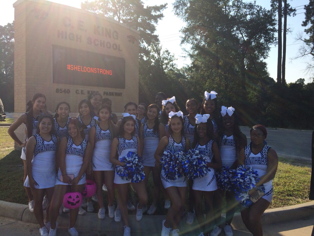 KingHSPanthers's tweet photo. #KHSHomecoming2017 #SheldonStrong #ilovesheldon #PantherPride #homecomingweek #homecoming2k17 @SheldonISD https://t.co/EOSGQfctaZ