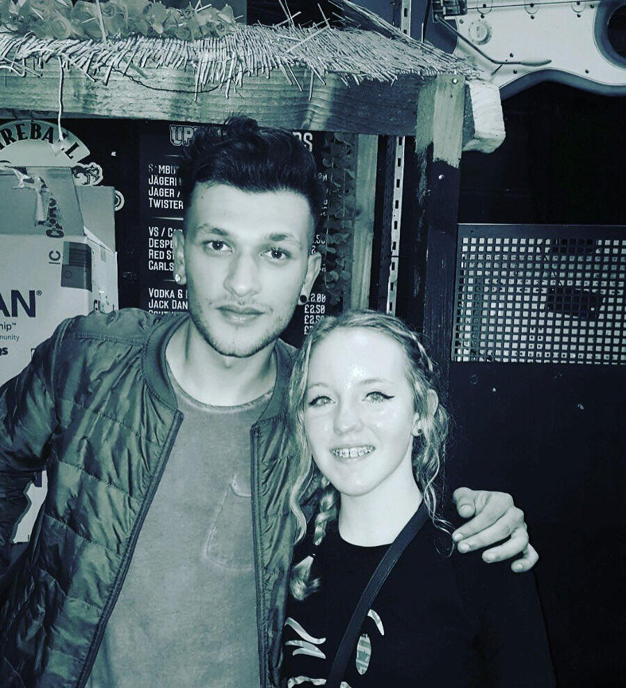 kayleighlou2002's tweet photo. 1 YEAR AGO TODAY #AnotherFailTour https://t.co/ySmpMdsw3V