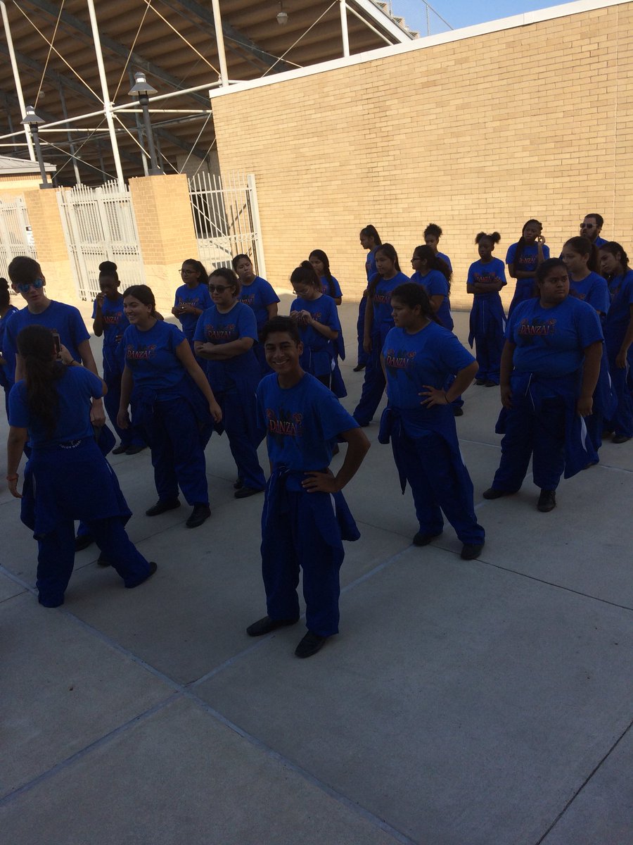 KingHSPanthers's tweet photo. #KHSHomecoming2017 #SheldonStrong #ilovesheldon #PantherPride #homecomingweek #homecoming2k17 @SheldonISD https://t.co/J4v8jOGfrj