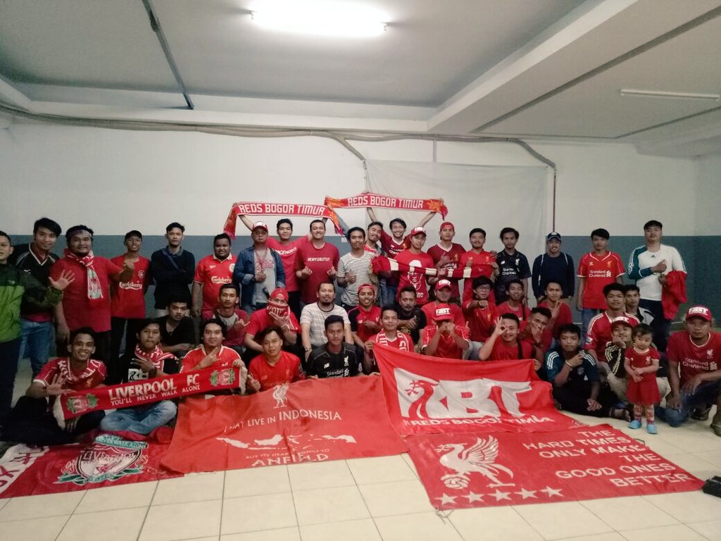 Reds_BogorTimur's tweet photo. Terimakasih buat kawan kawan yang sudah meluangkan waktu nya dan meramaikan Nobar @Reds_BogorTimur malam ini, semangat terus
@BIGREDS_IOLSC https://t.co/8M5gztFqSj