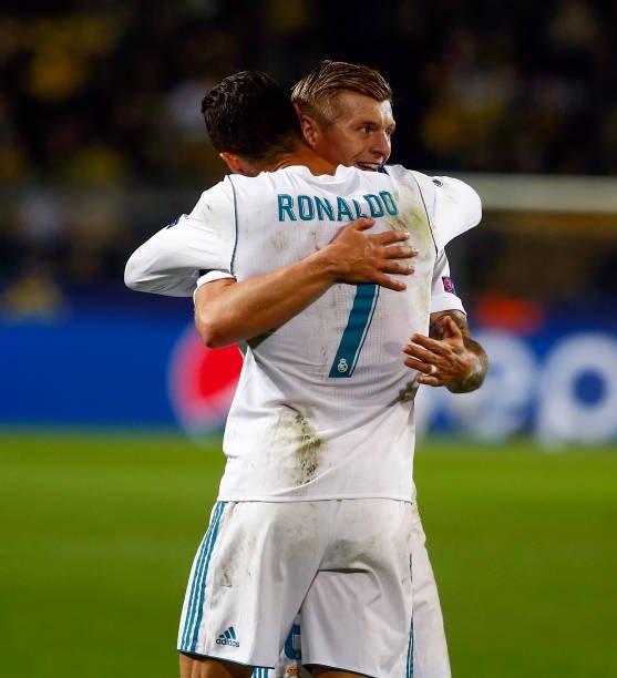 SupportingKroos's tweet photo. WE LOVE YOU MAN! https://t.co/aQSwJKN4Ku