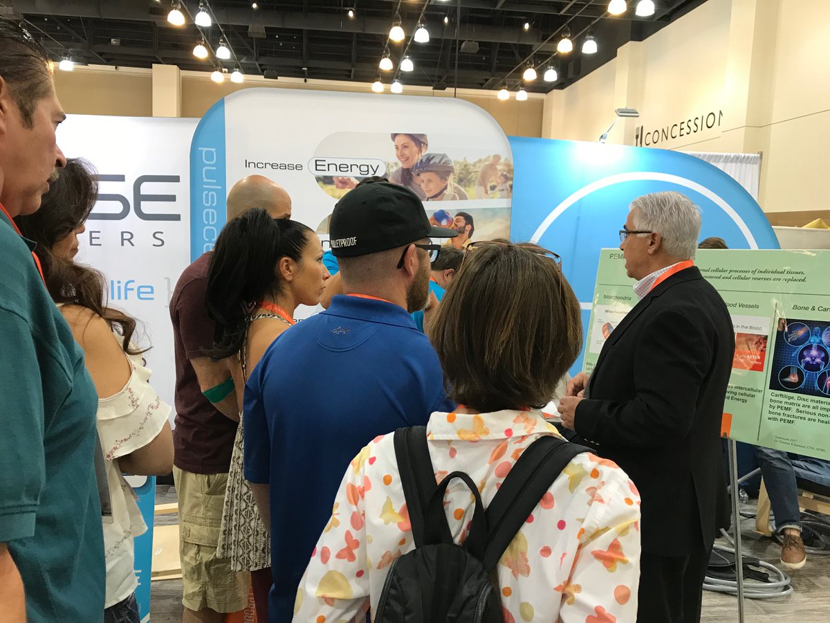 pulsepemf's tweet photo. Day #2 here at #BPcon2017! 

👉 Come to Booth #133 to listen to Dr. Santucci speak at 9:15 

#bulletproofconference @bpnutrition https://t.co/3KnHcLm9Yw