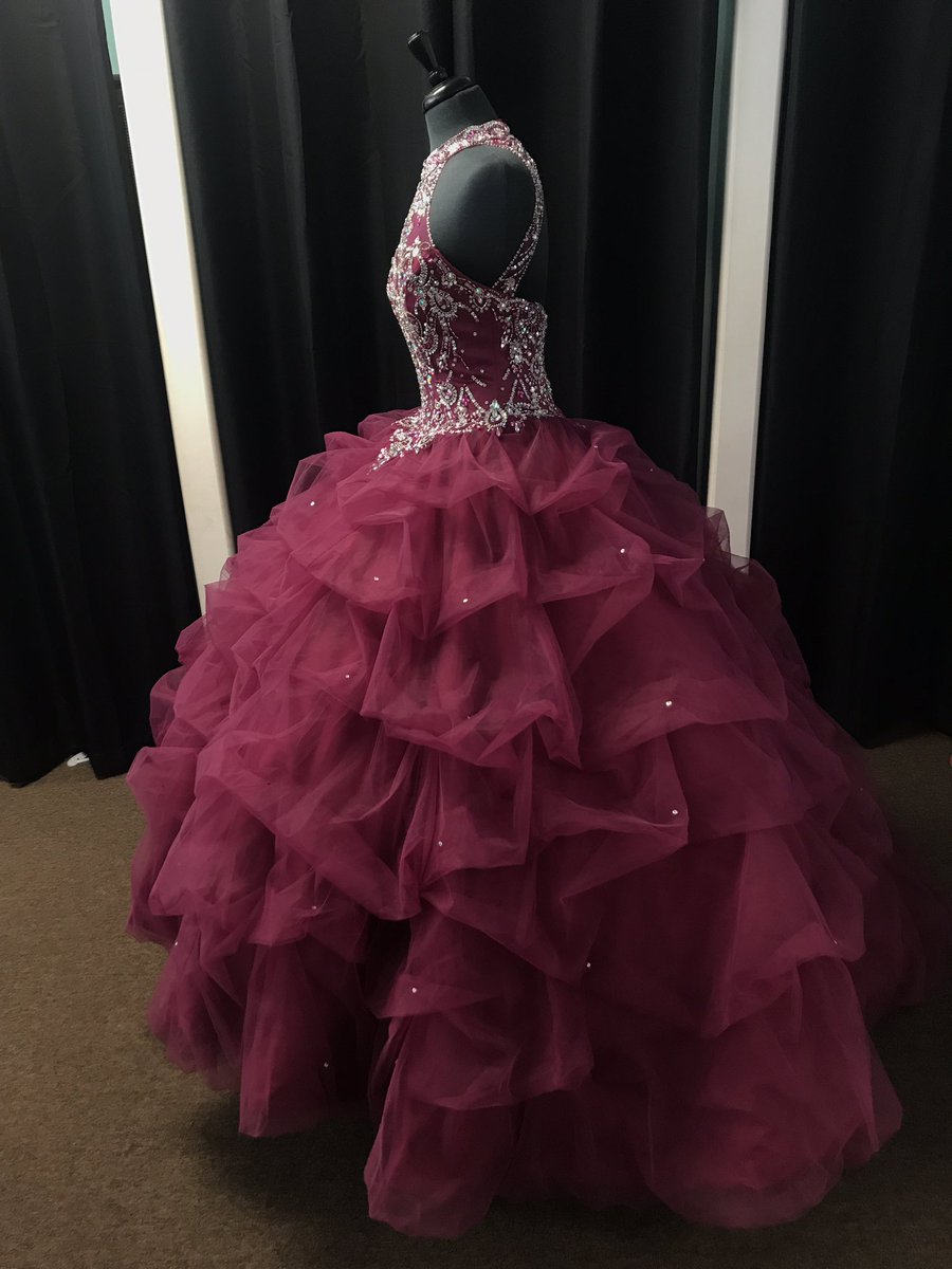 MirthasFashion's tweet photo. Beautiful Morilee Vizcaya quinceañera gown ‼️ #blackcherry #morileevizcaya #quinceañera #oneofakind #mirthasfashionandquince https://t.co/ZwDXrXeFeX