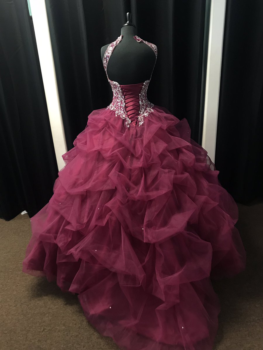 MirthasFashion's tweet photo. Beautiful Morilee Vizcaya quinceañera gown ‼️ #blackcherry #morileevizcaya #quinceañera #oneofakind #mirthasfashionandquince https://t.co/ZwDXrXeFeX