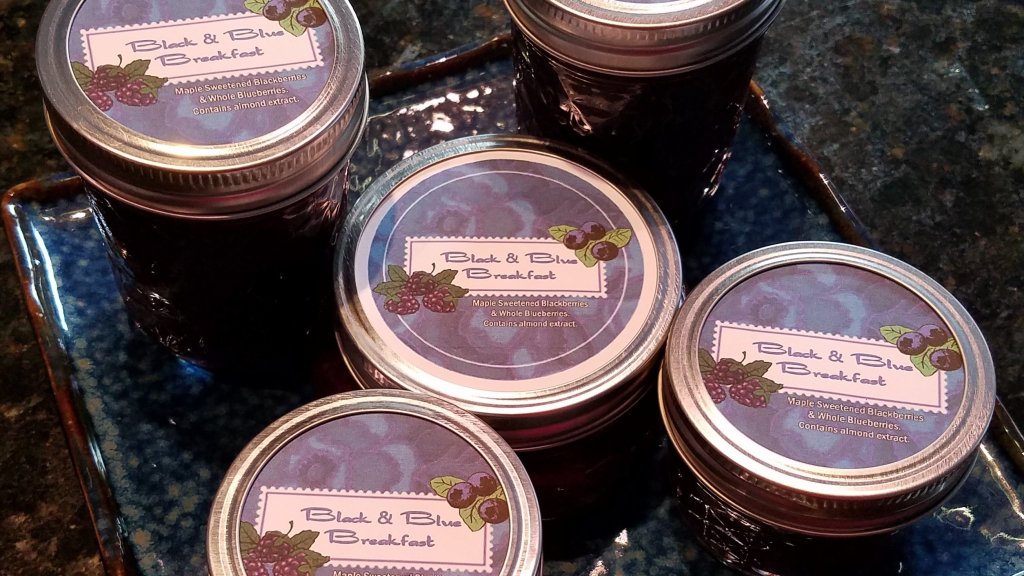 Black and Blue Breakfast Preserves abundantlifeak.wordpress.com/2017/10/14/bla…