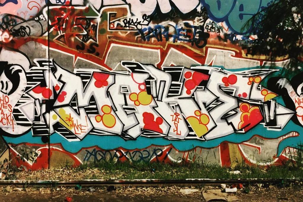 spraystreet's tweet photo. Make
.
#graffiti #graf #motoryard #lagraffiti #lagraf #lagraff #spraystreet #sprayst #artcrimes #hardcopies https://t.co/13wezIAbVL