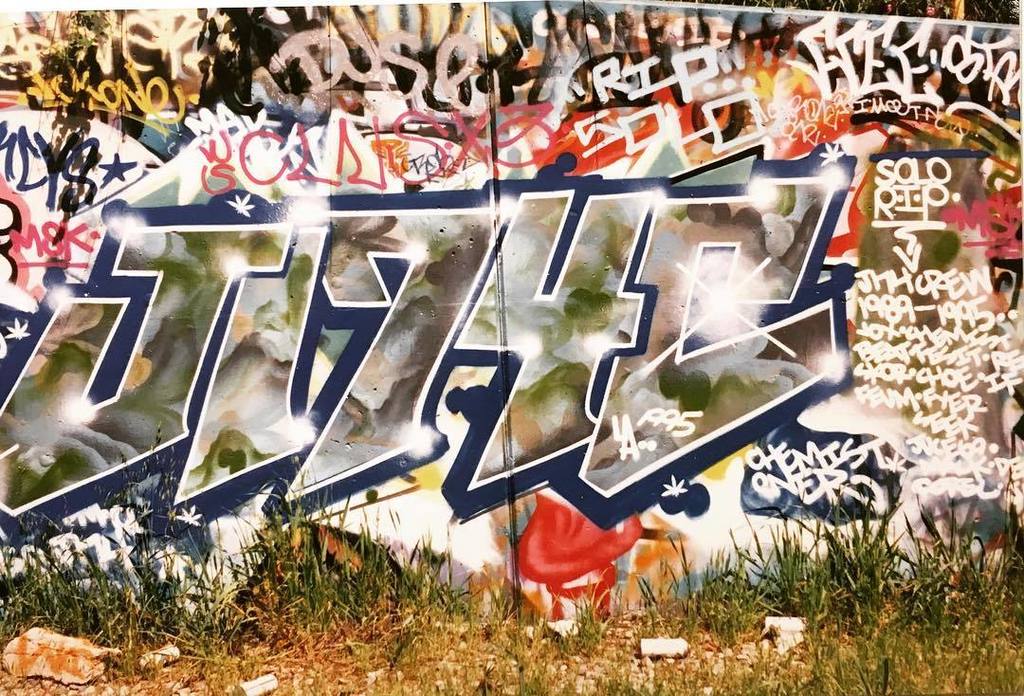 spraystreet's tweet photo. Chemist or Vox?
.
#graffiti #graf #motoryard #lagraffiti #lagraf #lagraff #spraystreet #sprayst #artcrimes #hardcopies https://t.co/LKQDEaktIJ