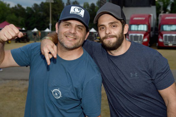 Thomas Rhett Wishes Dad Rhett Akins Happy Birthday With Adorable Throwback Photo  
