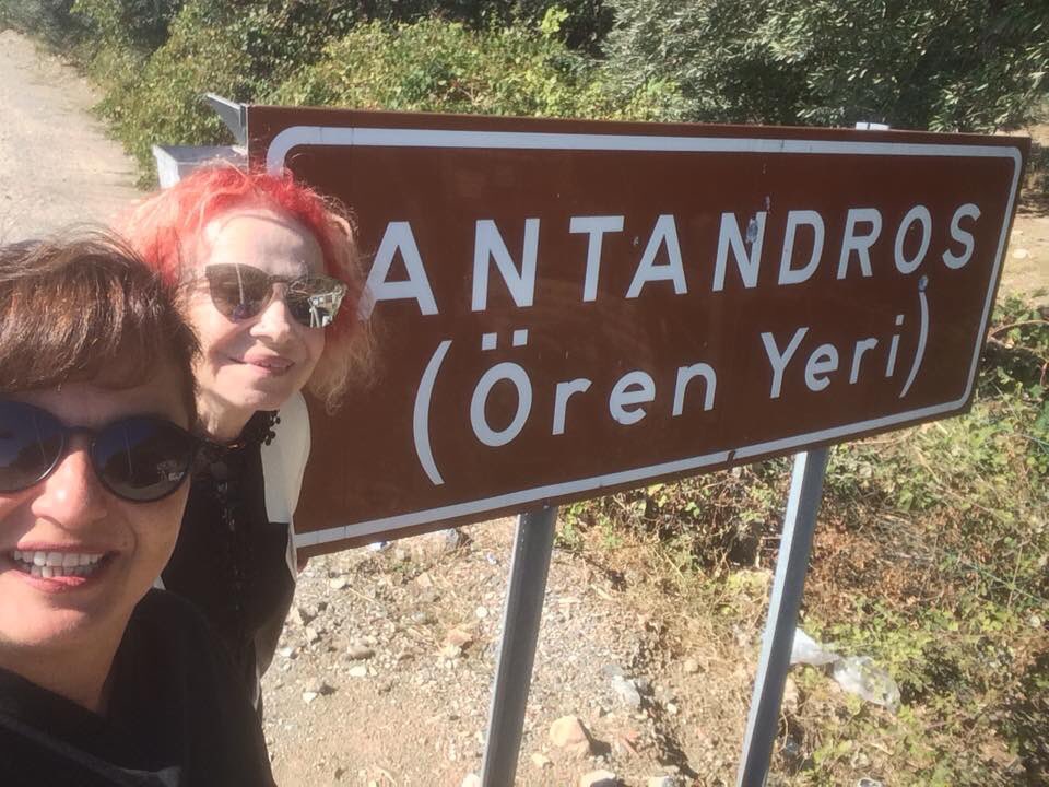 antandros's tweet photo. #antandrosantikkent kazı alanımızda vatandaşlar https://t.co/6wCKRCEadS