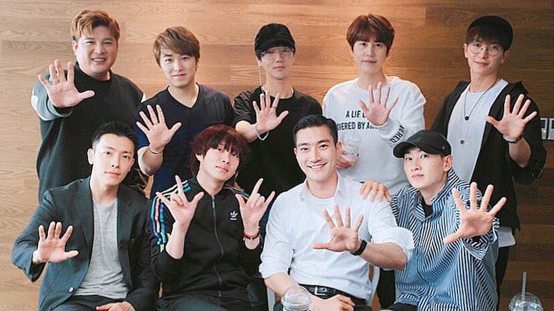 journo_ing's tweet photo. Any #SuperJunior fans?
#Elfs the wait is over! The comeback schedule has been released!
#슈퍼주니어 #SMTown #smentertainment #NovemberComeback #kpop #kpopcomeback #서울 #Seoul https://t.co/AW92CVCX8j
