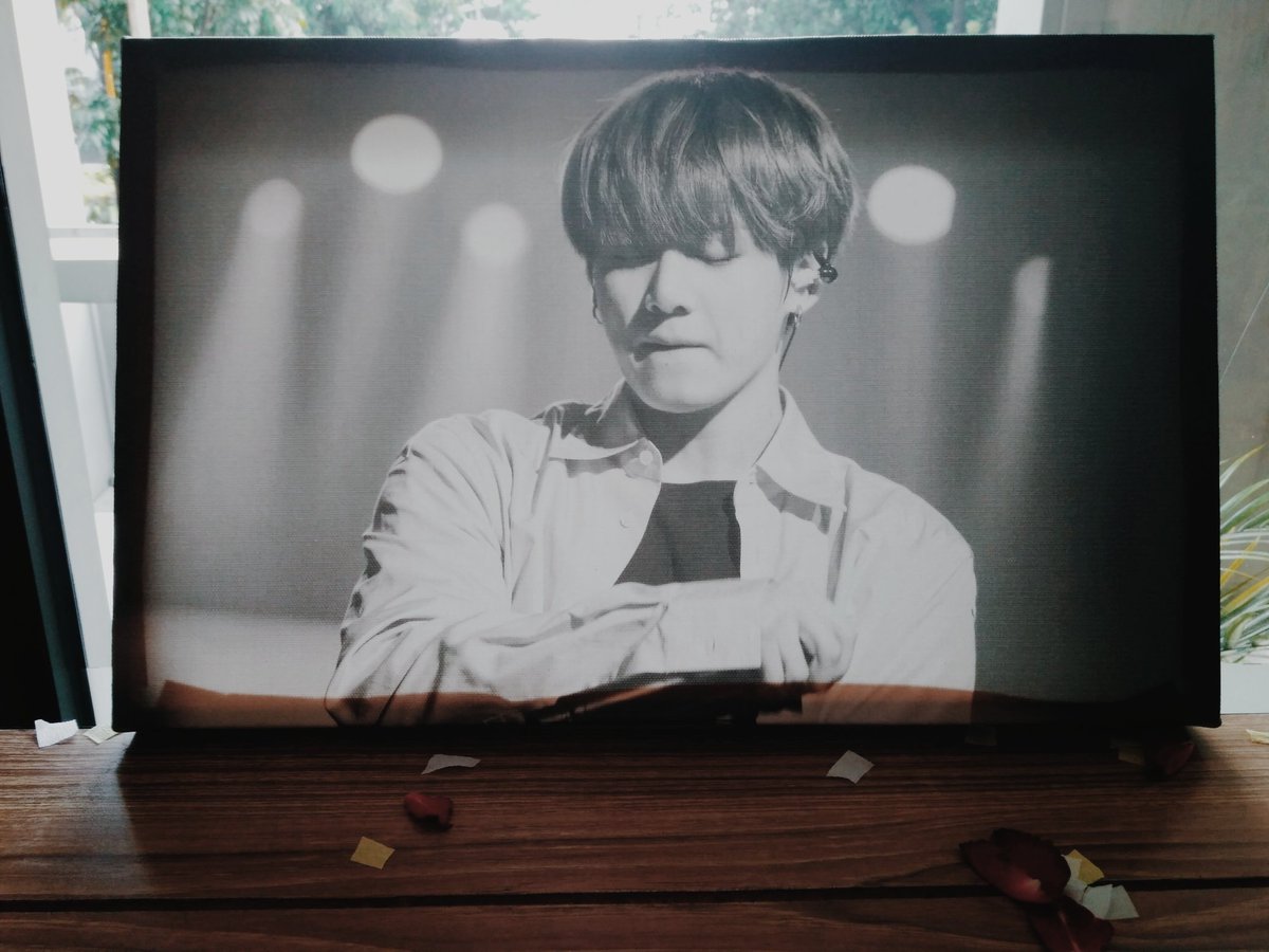 akusygtee's tweet photo. @RECONTRER_ @BangtanUnionID @BTS_twt 결극은! 우리 오빠들과 정국이를 예쁘게 찍어주셔서 감사하고 앞으로도 예쁜 사진을 찍을 수 있으면 좋겠고 우리 애들도 많이 응원할 수 있으면 좋겠다라고 생각합니다! ㅋㅋㅋ 감사합니다~ #RecontrerINA https://t.co/JSXDAxS9dg