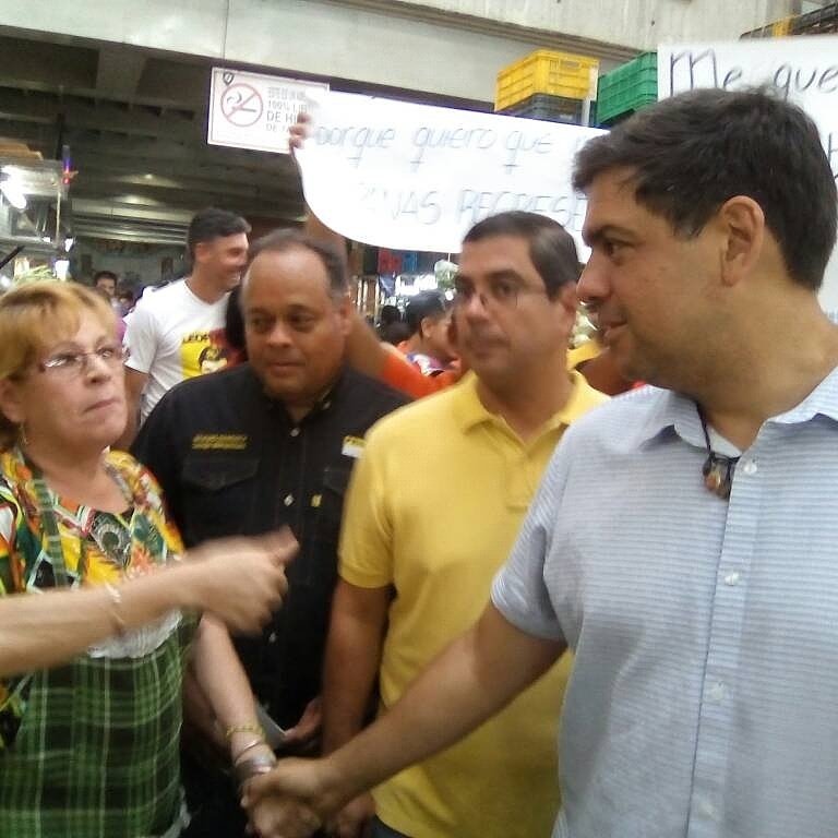 linasalazar58's tweet photo. Ante las trabas del régimen, más civismo y más voluntad. Mañana ve a tu centro y te movilizamos al otro #VOTODondeSea.  @maximo_sanchez https://t.co/gsm5jlrsaq