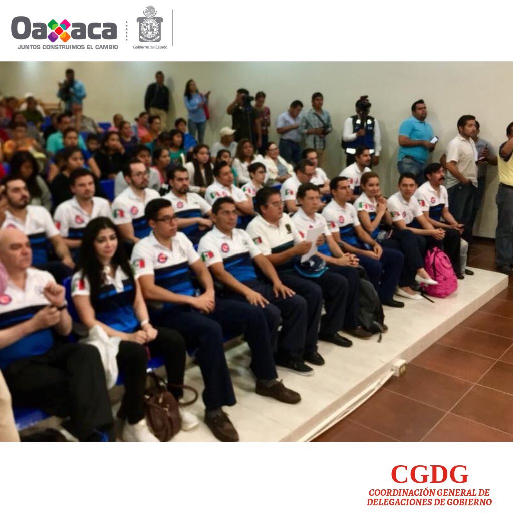 CRG_CuencaP's tweet photo. Arranque de la jornada de cirugías de mano gratuitas por médicos voluntarios de la Asociación Mexicana de Cirugía de Mano A.C @IvetteMurat https://t.co/tkmAuWNfbM