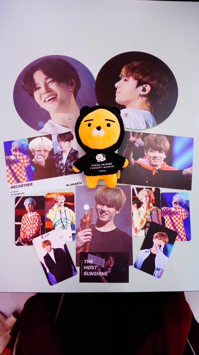 jaeyunloverclub's tweet photo. Thanks to masternims @minstery_0309 @hearttoheart95 @bbewithu @moonsea218 have been willing to hold this exhibition💞 #RecontrerINA https://t.co/rCym2zDA6w