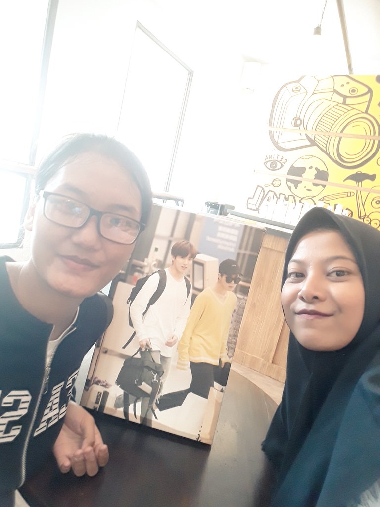 27ayuA's tweet photo. Thanks masternim and don't forget to come again 💞
@bbewithu @hearttoheart95 @minstery_0309 @moonsea218 
#Recontrerinjakarta #RecontrerINA https://t.co/mktbw6pYKE