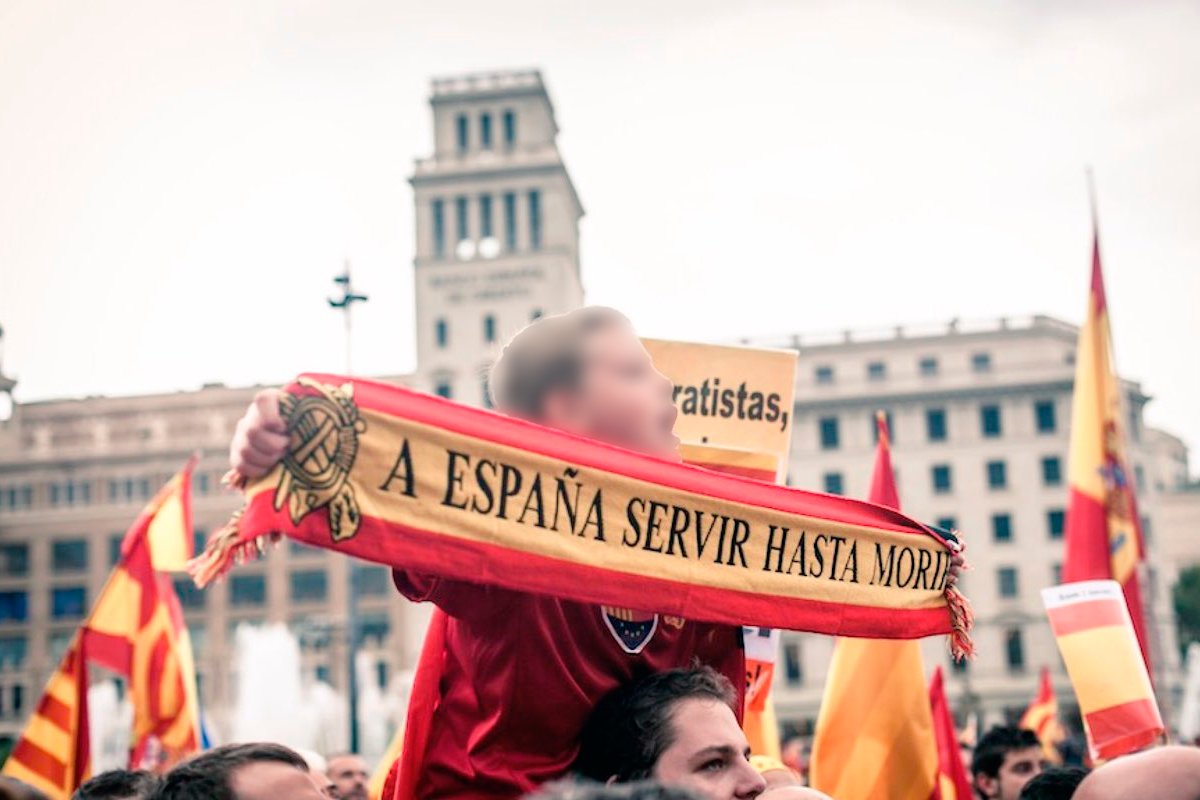 Bufanda a españa servir hasta morir