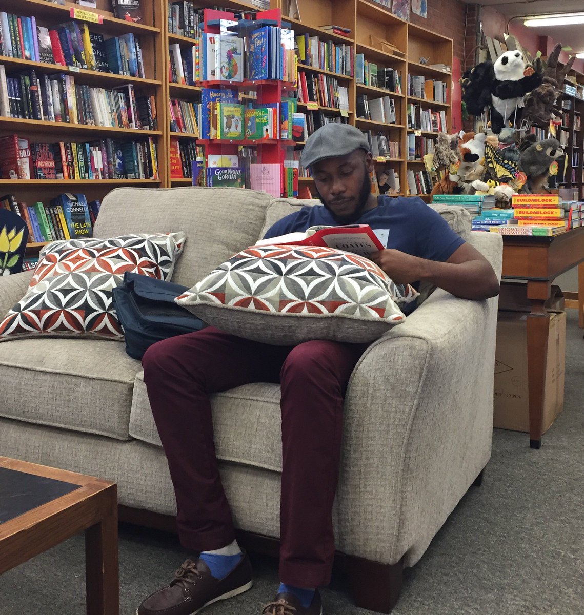 RegulatorBooks's tweet photo. 20% off all books Saturday and Sunday for our Discount Club Members! This weekend only! (Oct. 14 & 15) Do your #HolidayShopping #9thSt https://t.co/k37GvkjpHT