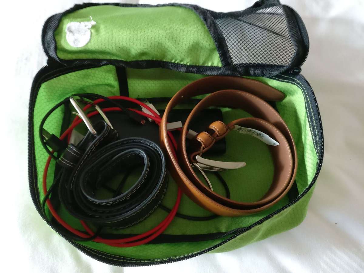floriouslife's tweet photo. What small items easily get lost when you travel? Keep gadgets, cables, belts organized in the small @floriouslife packing cube. https://t.co/75yx6KqkUL