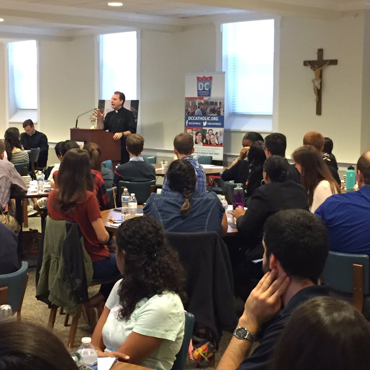ADWYoungAdults's tweet photo. "Why was the Bible written? For me! So I could find Him, encounter Him, walk with Him, & grow with Him!" -Msgr. Panke #Lectio #IntotheDeepDC https://t.co/2J12Ty99SW