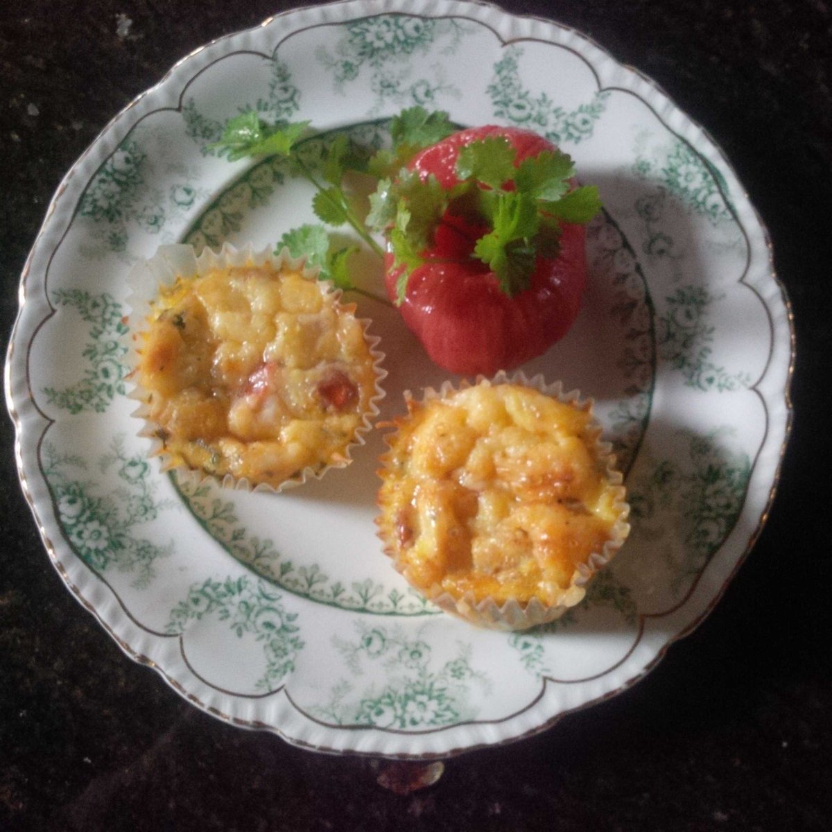 AcgriffGriffith's tweet photo. Perfect lunch-mini crustless quiches with my last garden tomato and coriander. https://t.co/ovG9EQHwKj