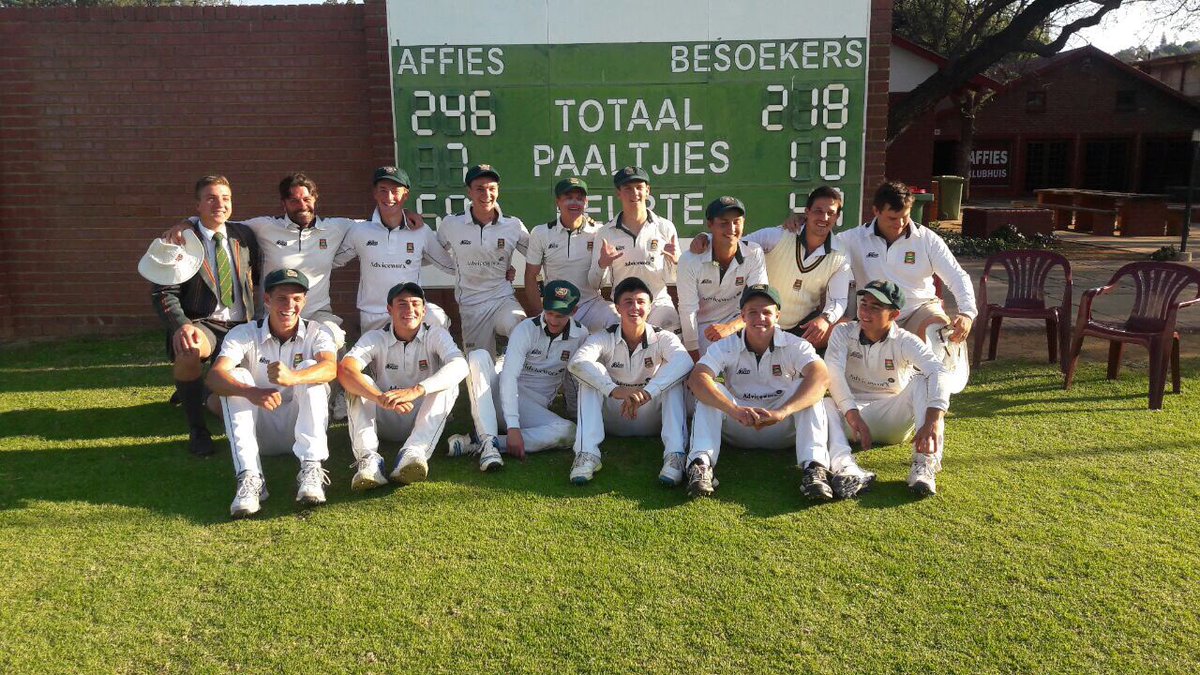 oudaffies's tweet photo. Baie geluk aan die 1ste krieketspan en afrigters wat vandag afgereken het met Boys High en as ligawenners gekroon is! #Affieguts! https://t.co/nRhLTRMzut