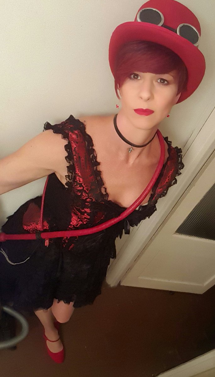 misskimmedia's tweet photo. Florentine #flogging demonstration from the skilled and sassy @FreyaTransDom at the next party March 2018. #bdsmskills @kimclubrub https://t.co/qImdyXiLvb