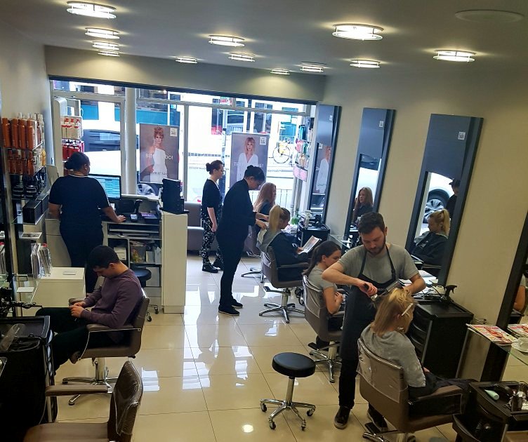 SaksCrouchEnd's tweet photo. Busy bees in in the salon today. We 💖 transforming the way our customers look and feel. Book your appointment today and let our expert team of stylists take care of everything #saks #saks_uk #hairstylist #hairgoals #bbloggers #crouchenders https://t.co/P2OrcCeIVp