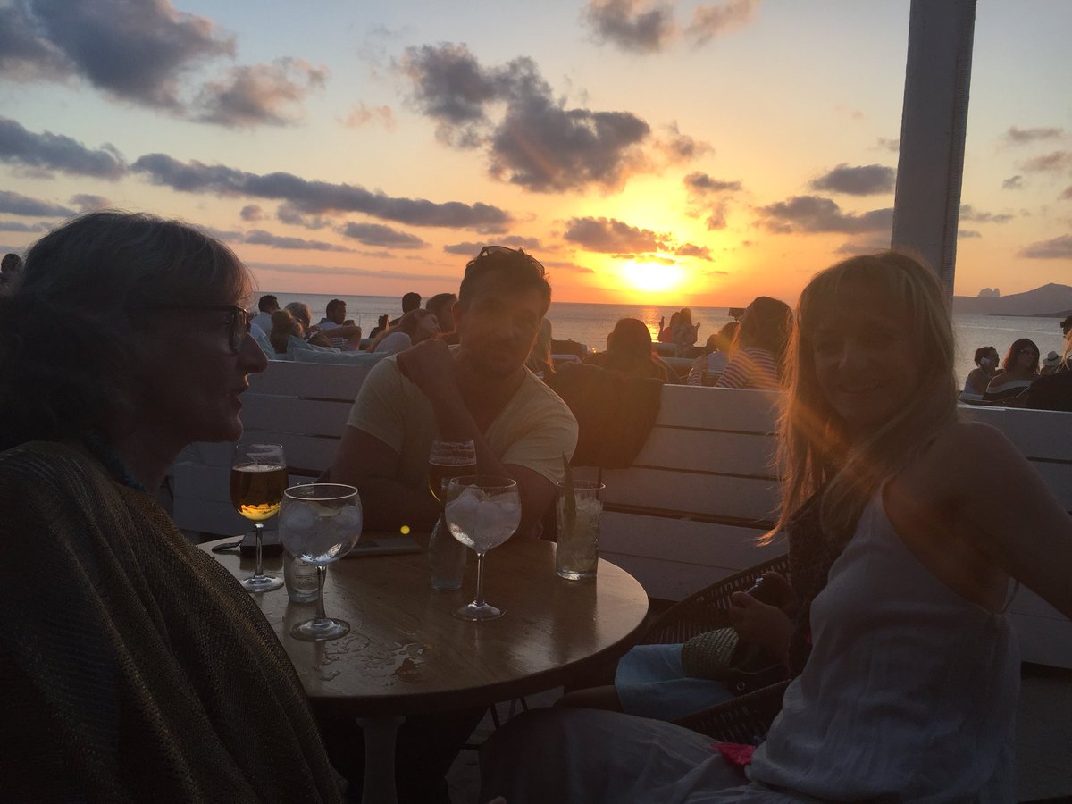 johnheagney's tweet photo. Wow! #ExperimentalBeach Cap d’es Falco #Ibiza #Sunset https://t.co/fjjjbcJVqX