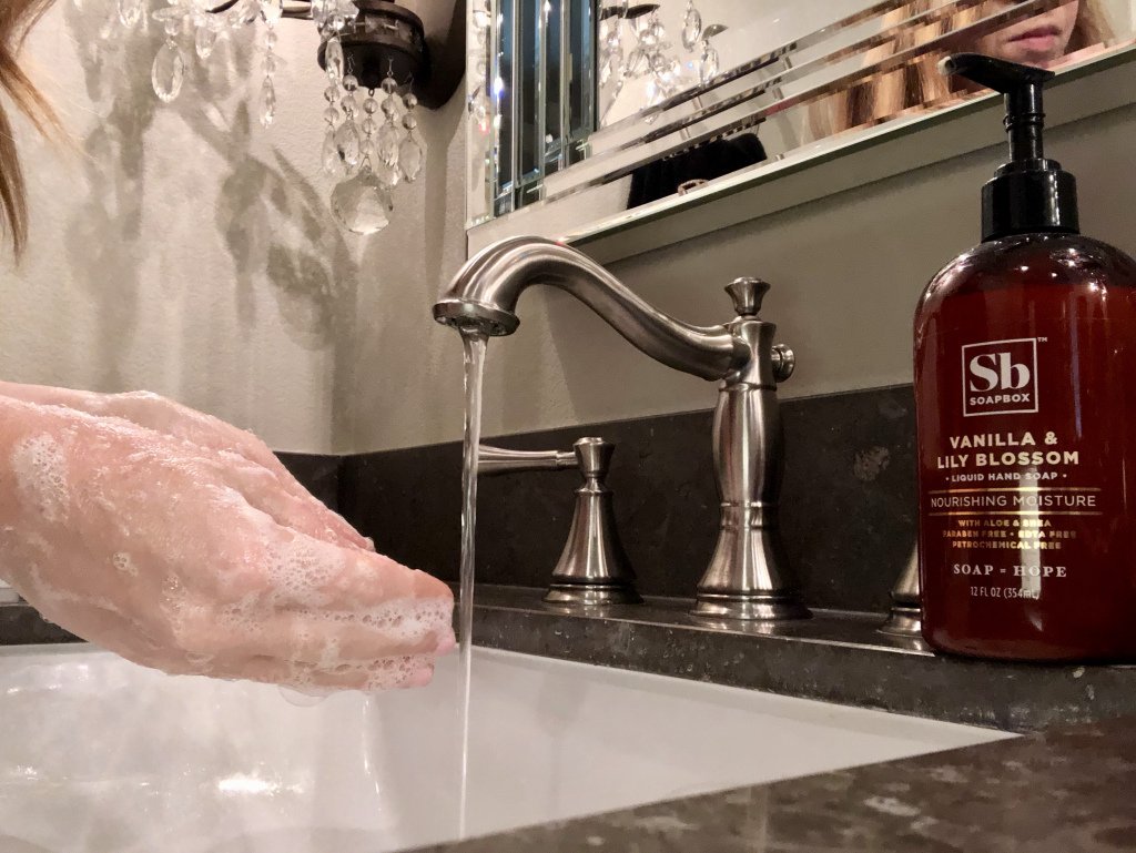 GabbingGinger's tweet photo. Don't miss my @SoapBoxSoaps #giveaway for #globalhandwashingday #soapboxsoaps… https://t.co/7gkc3dHswU https://t.co/mk62NyUFSs