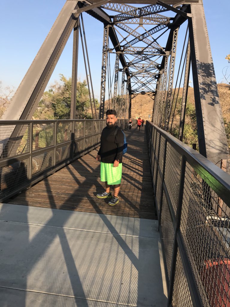 DISFIT4JnG's tweet photo. To the Iron Horse and Back with Team @runnerslane #Run #RunnersLane #WeRun661 #IronHorse #SCVHalf #LAMarathonTraining #ConqurLAChallenge https://t.co/W1WUYi6Uus
