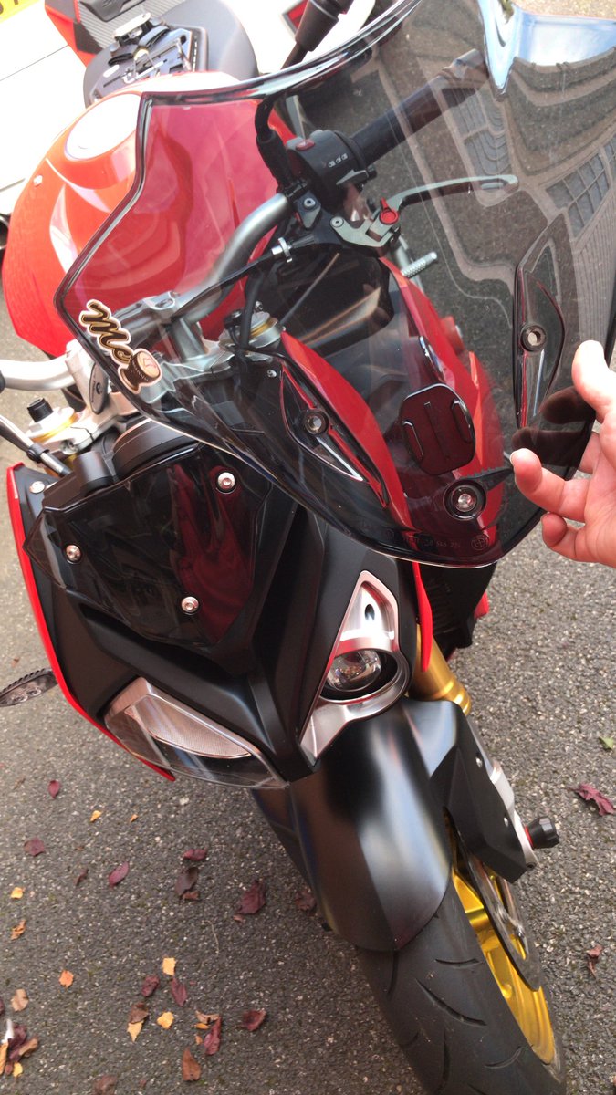YOUNGY__5's tweet photo. Taking a few bits off today ready for the new arrival! Taking the @BaronVonGrumble #jizzmachine with me, might need a new colour though https://t.co/3CLROYLWAs