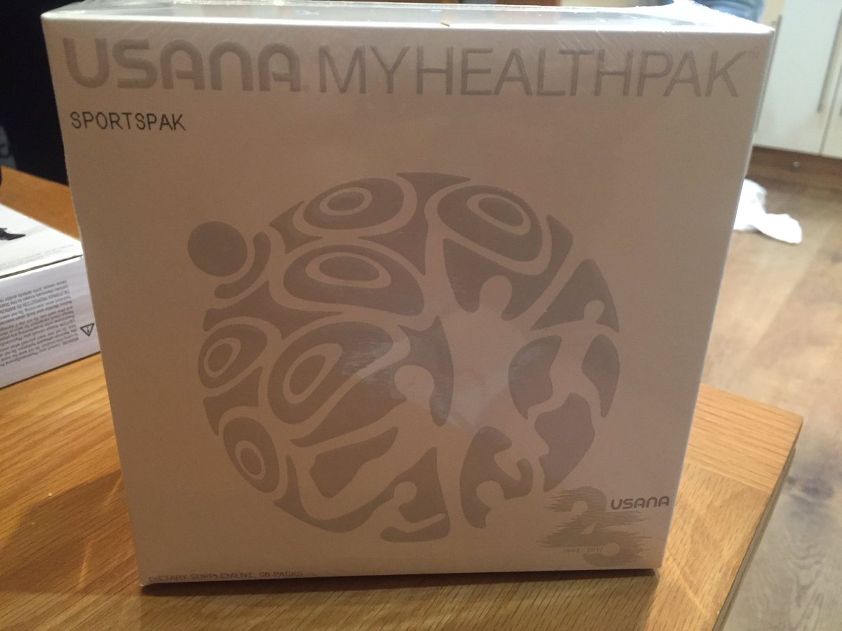 BigFraz90's tweet photo. The monthly top up of the best vitamins for an athlete on the market have arrived. Big thanks to @USANAinc #Usana #BestTeam #Healthpak https://t.co/OsmNusW0Mc