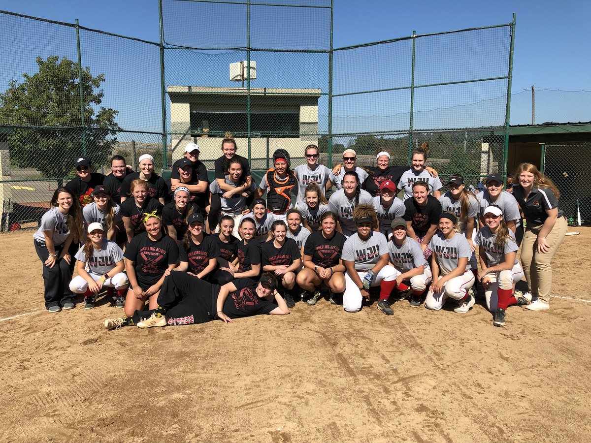 WheelingU_SB's tweet photo. 2017 WJU softball alumni game is in the books! A good time had by all! #ForeverCards #BlessUp https://t.co/8IXLo9yTqm