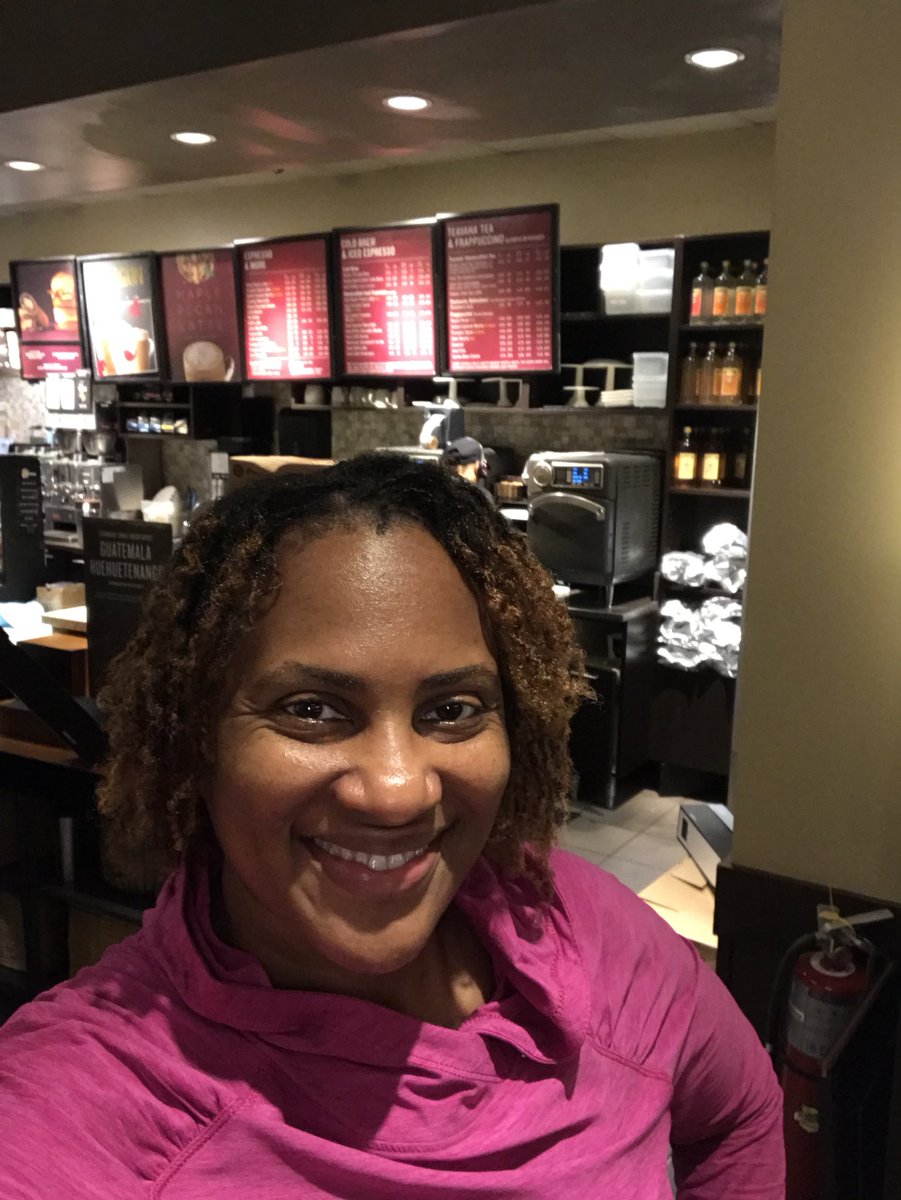 HopeHero4Cancer's tweet photo. 👩🏽‍💻☕️ Two books for the cancer community coming soon☕️👩🏽‍💻 Love my calling!!! https://t.co/O7mrBdmfi3