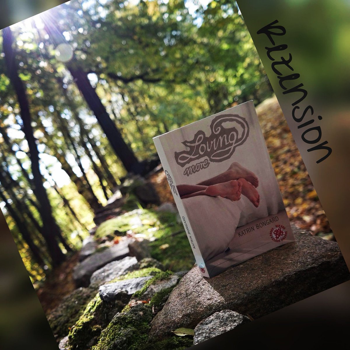 MitBuchIn_'s tweet photo. Eine sehr schöne Teeny-Lovestory! ♥ @KaBongard @RedBugBooks 
https://t.co/Vm9gd89UMO 
#redbugbooks #rezension #lovestory #teenylovestory https://t.co/B4PthypBMX