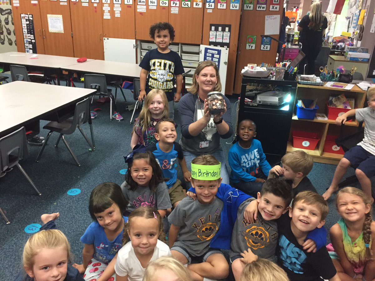 chas2323's tweet photo. Great Job @sharpiejenn class!! @CFISDKeithK @KeithElemPTO #BeKeith #CheckDrive #Over$100Dollars https://t.co/Seo7mvJM0O