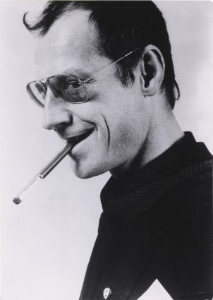 Verdrietig nieuws: Ton Lebbink, drummer van Mecano, portier, dichter, lichttulpenfabrikant &amp; internetinvesteerder is gisteren overleden.