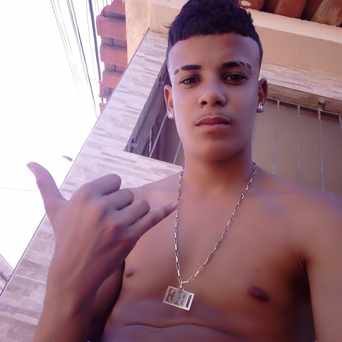Menor89046568's tweet photo. Boa tarde 🏄😏 https://t.co/RiRIGVwrOB