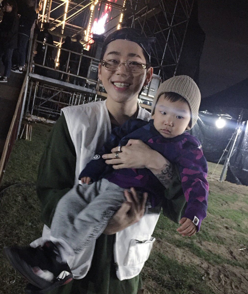 blockbintl's tweet photo. [PHOTO] 171014 twinshy posted pictures with Zico on Instagram https://t.co/15nKJhQcNP https://t.co/vGAqE7xKpa