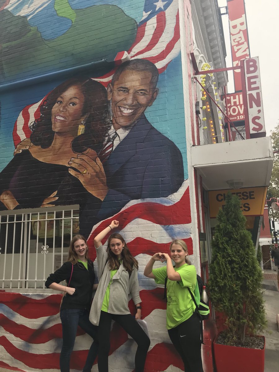 CakeByPotomac's tweet photo. #Michelle2020 #HouseOfCards #CakeByThePotomac @bighuntGU https://t.co/cEZSAodTxx