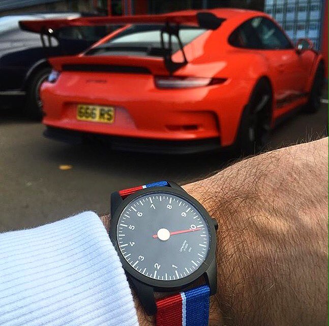 GuardsRedDesign's tweet photo. The devil is in the detail😊 #RL73 #watch @guardsreddesign 📷 @ngautoart https://t.co/zgkhGKernU https://t.co/wWgojiGHy3