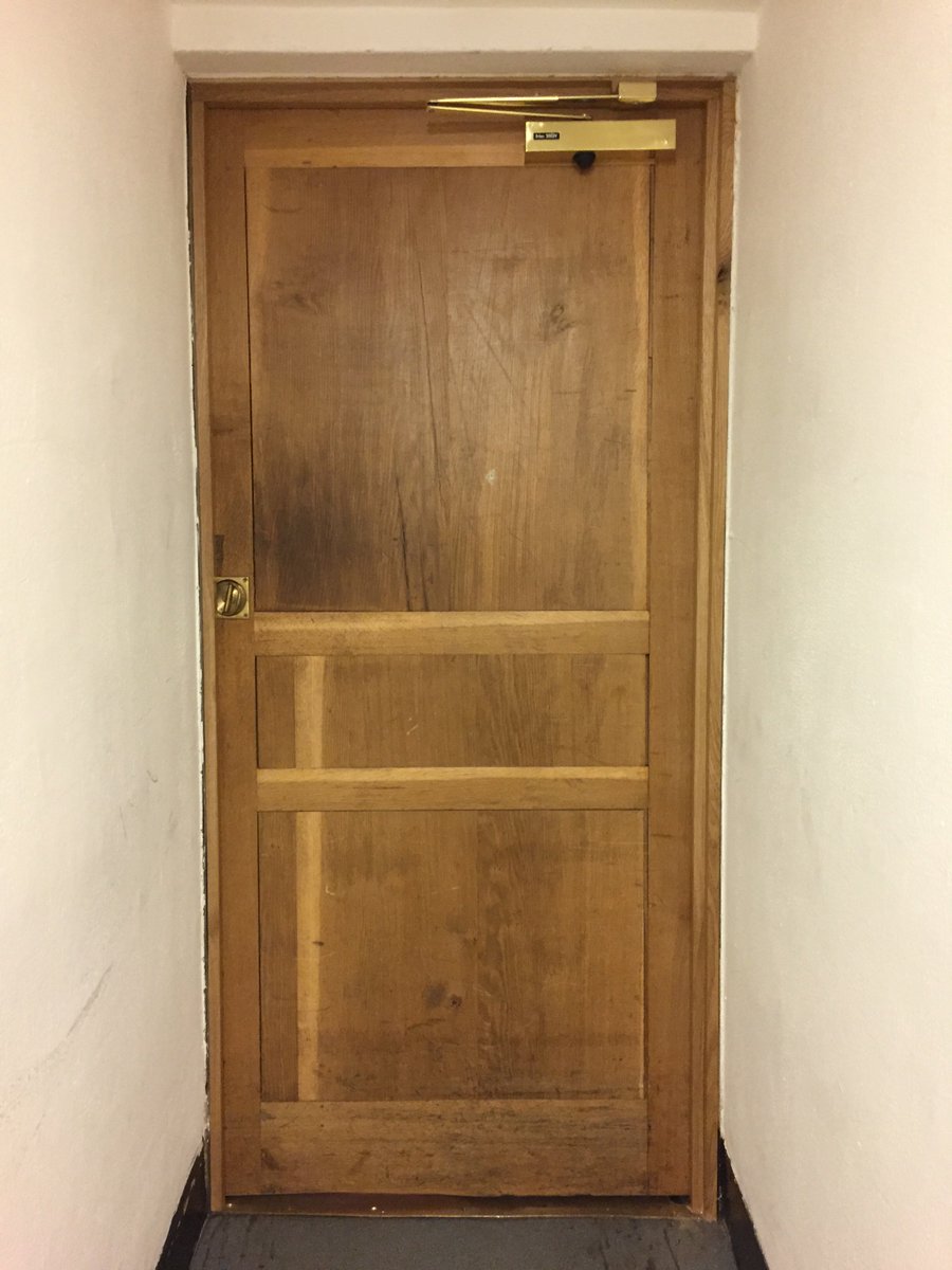 RickRwf's tweet photo. We work at some amazing places - rehanging doors at The Lost Palace, Whitehall https://t.co/PWG4pmxhPk